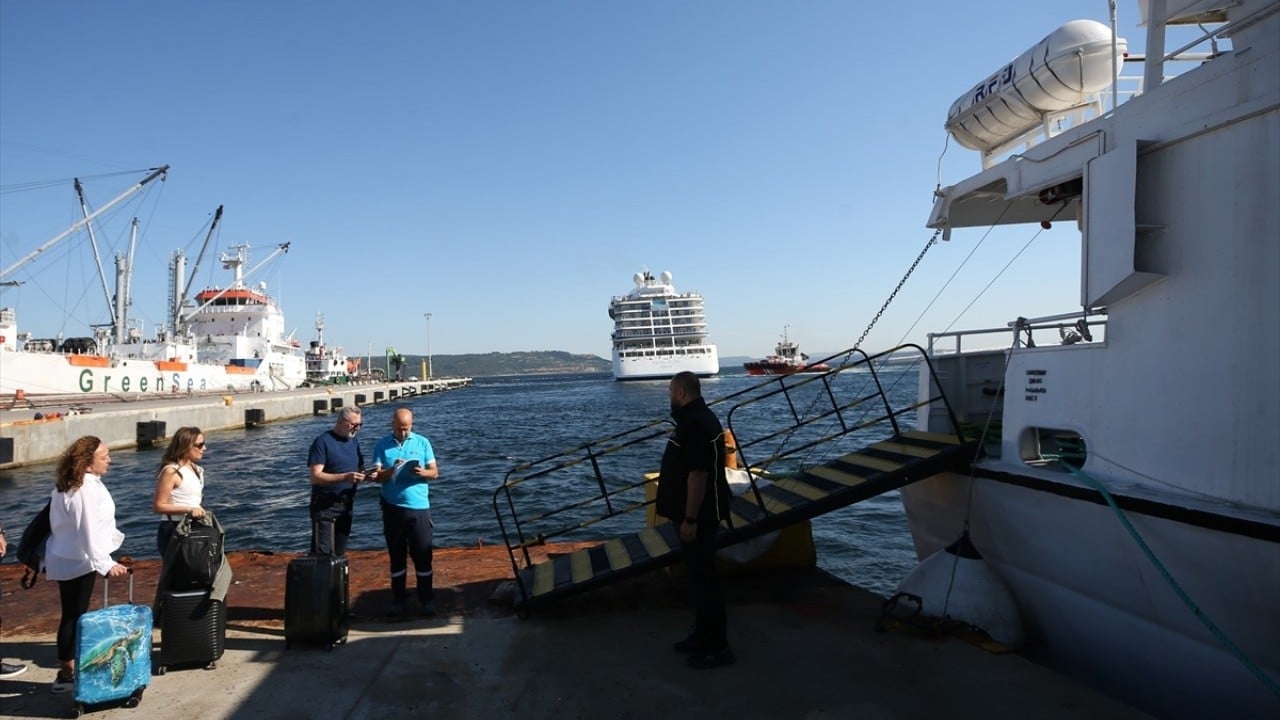 Foto - Çanakkale-Limni Adası feribot seferleri başladı