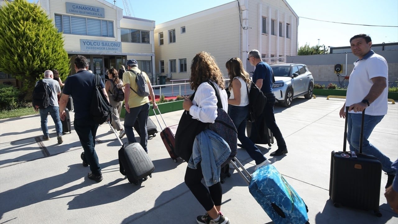 Foto - Çanakkale-Limni Adası feribot seferleri başladı