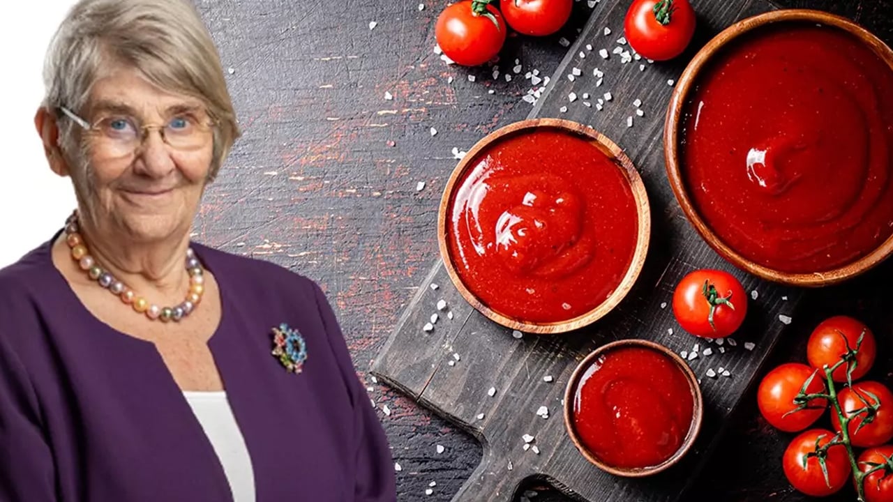 Canan Karatay'dan en doğru domates salçası tarifi! 