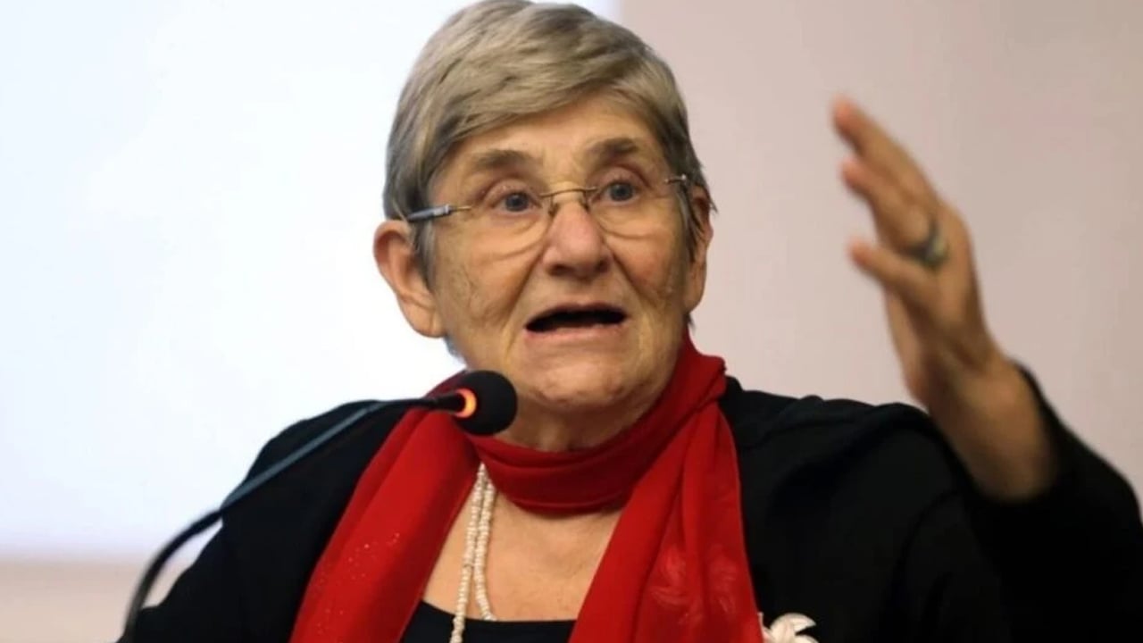 Foto - Canan Karatay'dan en doğru domates salçası tarifi! 