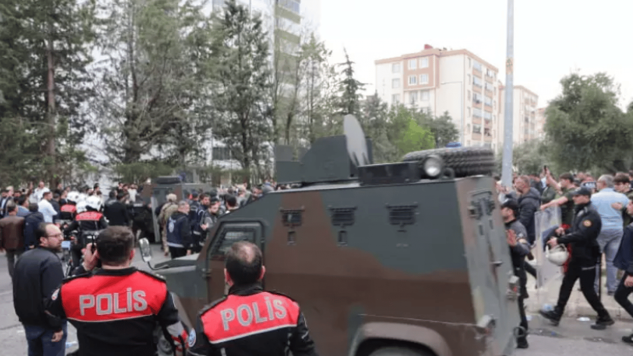 Foto - Caninin sınıfa girdiğinde ne dediği belli oldu! Saldırıdan kurtulan öğrenci korkunç anları anlattı!