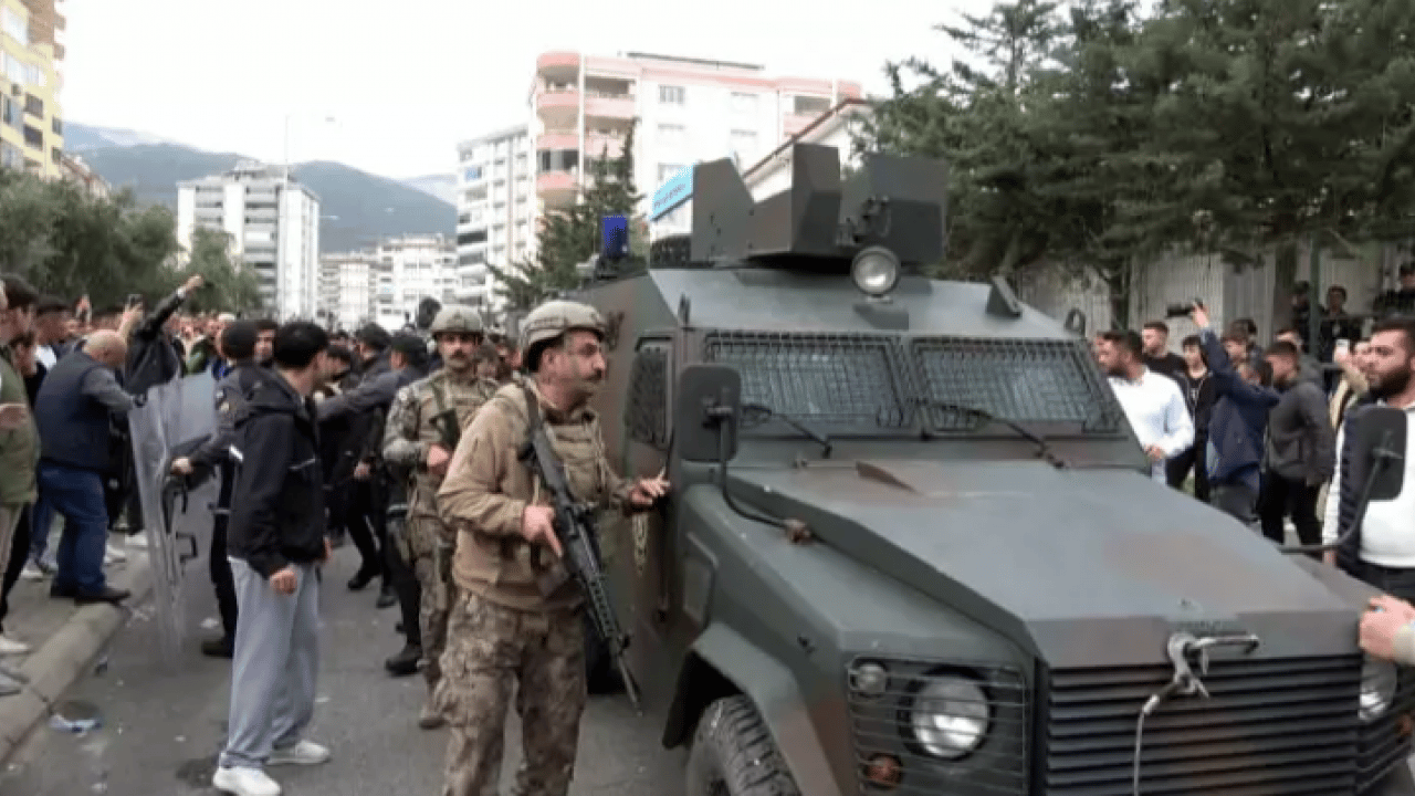 Foto - Caninin sınıfa girdiğinde ne dediği belli oldu! Saldırıdan kurtulan öğrenci korkunç anları anlattı!