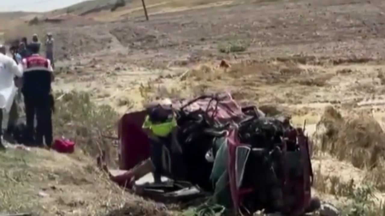 Foto - Çankırı'da katliam gibi kaza: Ölü ve yaralılar var!