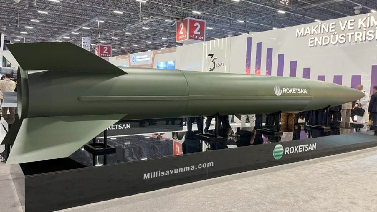 Foto - Canlı yayında Tayfun Balistik Füzesi'nin korkutucu tarafını açıkladı! Olası menzilini de söyleyince herkes şoku yaşadı