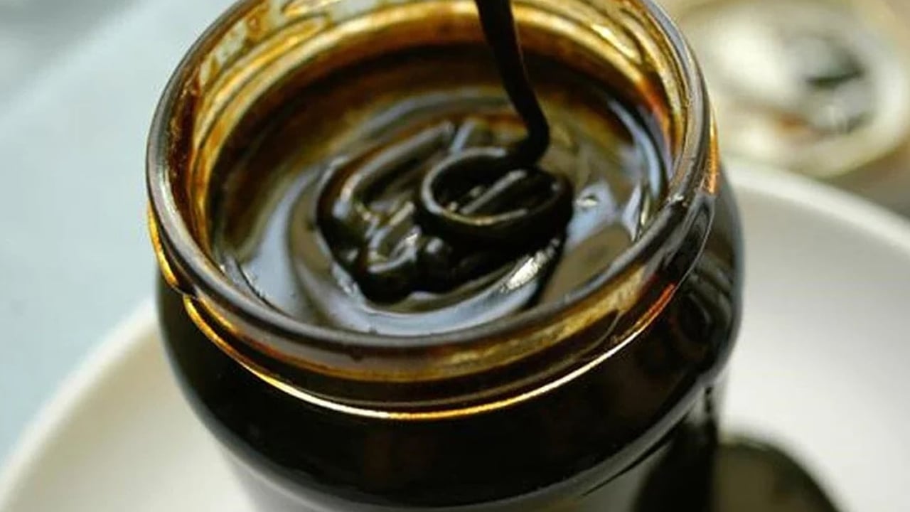 Foto - Çare olabilir: Çareyi vatandaşlar bitki çaylarında buldu! Günde 1 kaşık pekmez soğuk havalara geçit vermiyor... 