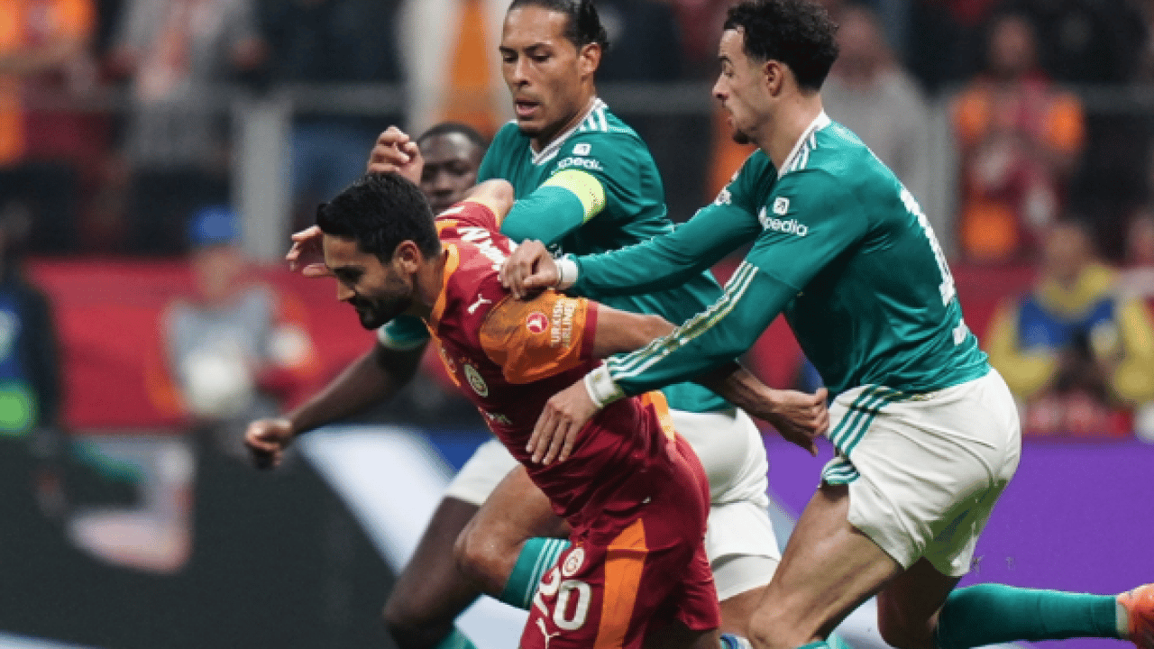 Foto - Carragher'den küstahlık: Gündeme bomba gibi düştü açıklamaları! Yok artık be adam..