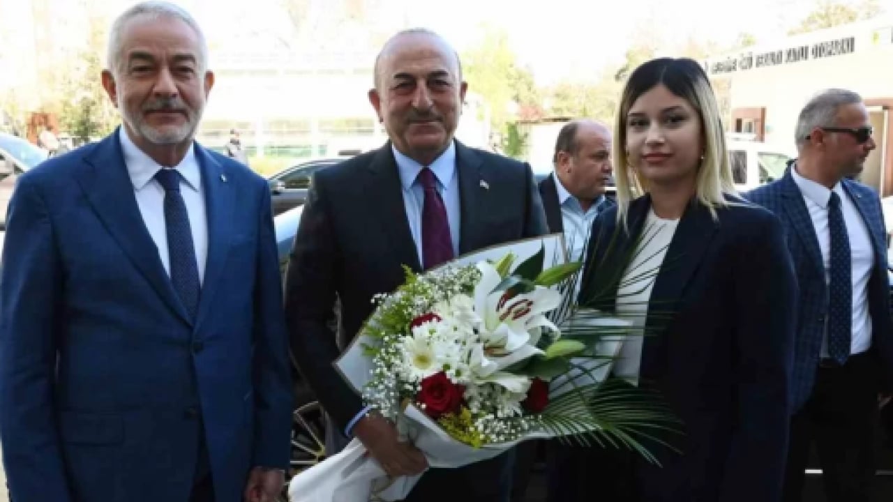 Foto - Çavuşoğlu'ndan şer odaklarına muhtıra: Müslümanlara karşı kurulan ittifakların ensesindeyiz