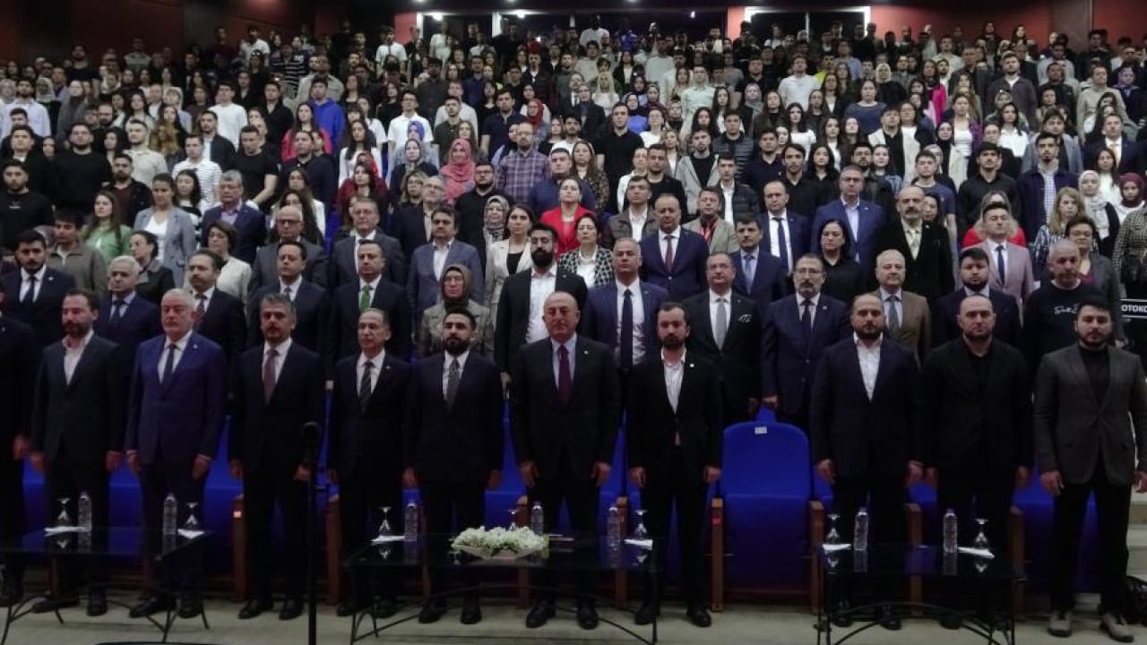 Foto - Çavuşoğlu'ndan şer odaklarına muhtıra: Müslümanlara karşı kurulan ittifakların ensesindeyiz