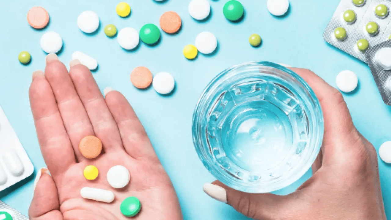 Foto - Çay, kahve ve süt ürünlerinden... Demir takviyesi mideyi rahatsız eder mi?