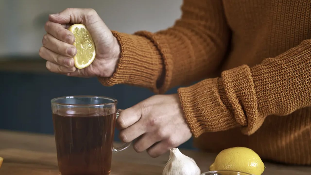 Foto - Çaya 1 dilim limon sıkarsanız... Demir emilimini dengelemeye yardımcı olur! 5 yararı, püf noktaları