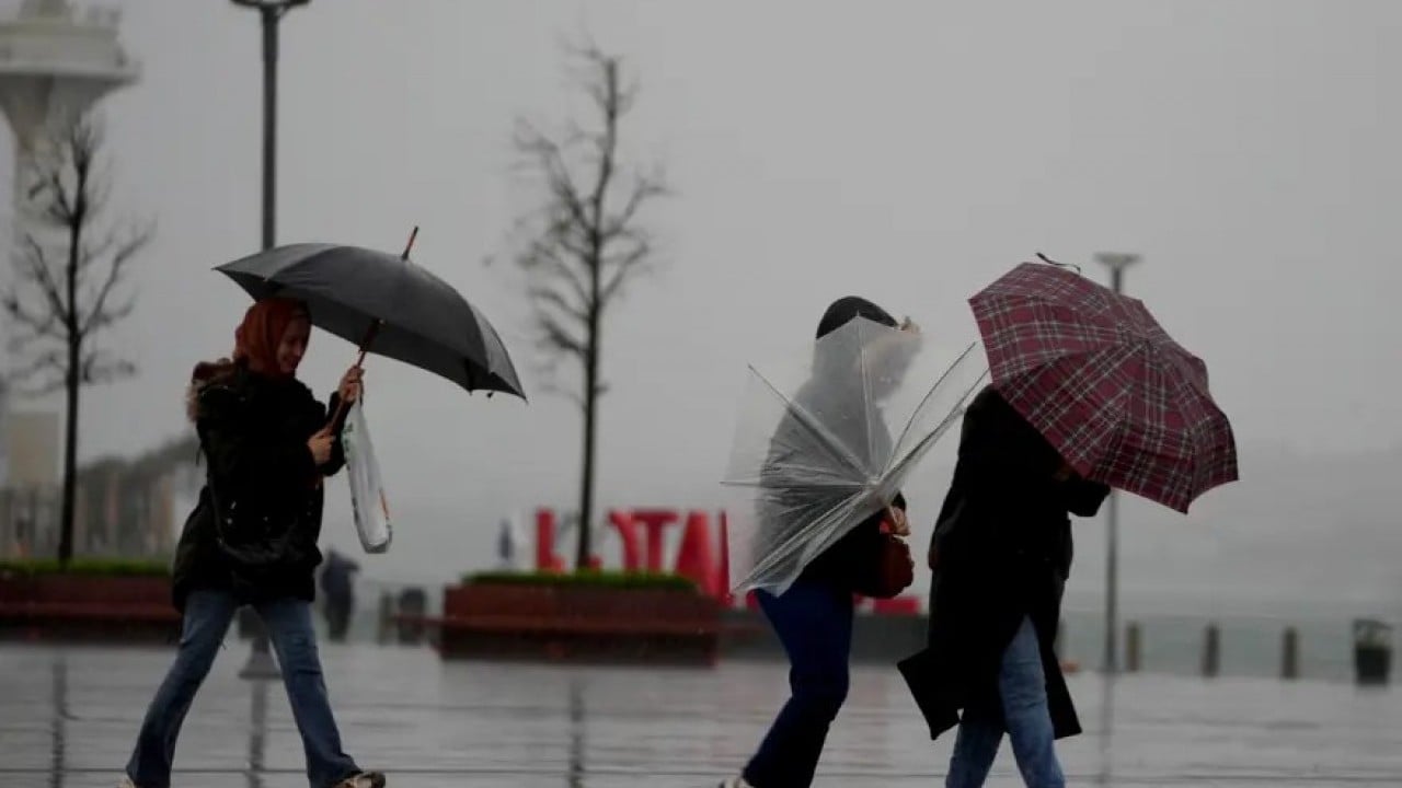 Foto - Cayır cayır yanan metropol biraz olsun serinledi