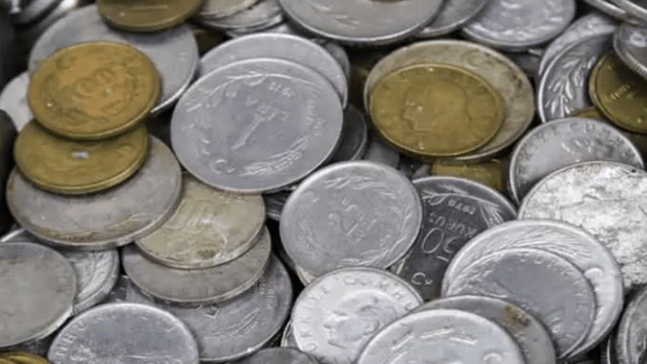 Cebinde olan köşeyi döndü: Koleksiyonerler 5 milyar lira veriyor