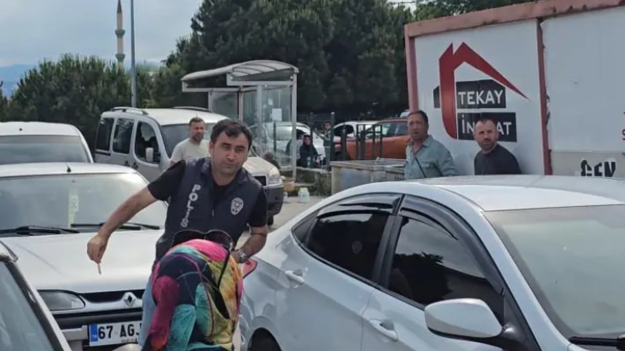Foto - Cebinden çıkan kimliği görünce şok geçirdi! 8 km'yi ışık hızıyla aştı!