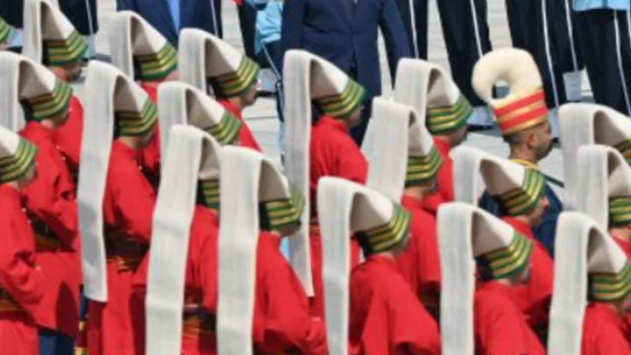 Foto - 'Ceddin Deden’ marşı ülkeyi ayağa kaldırdı: Sıradan bir folklor değil, psikolojik silah olarak kullanıldı