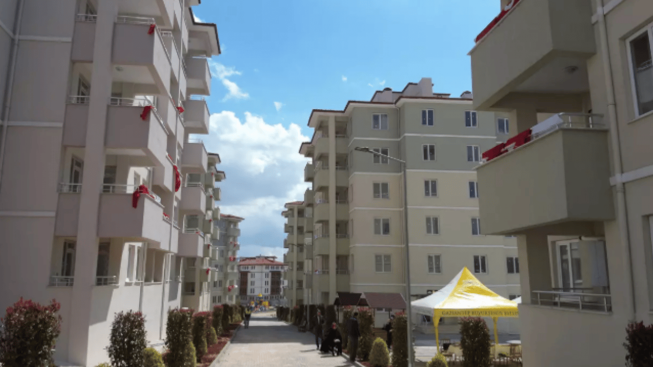 Foto - Çekiliş yok kura yok! Tek şartla ev sahibi olacaklar!