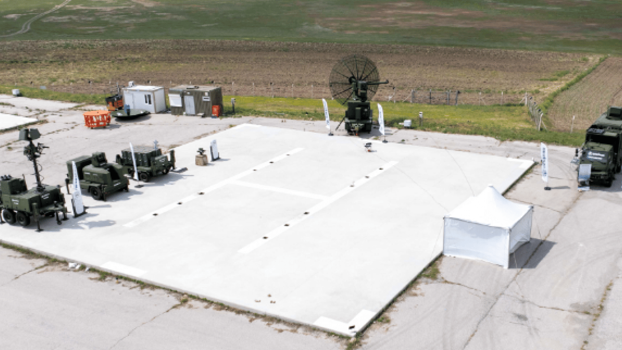 Foto - Çelik Kubbe’nin stratejik sistemi olacak! DRONEDEF’te tam isabet