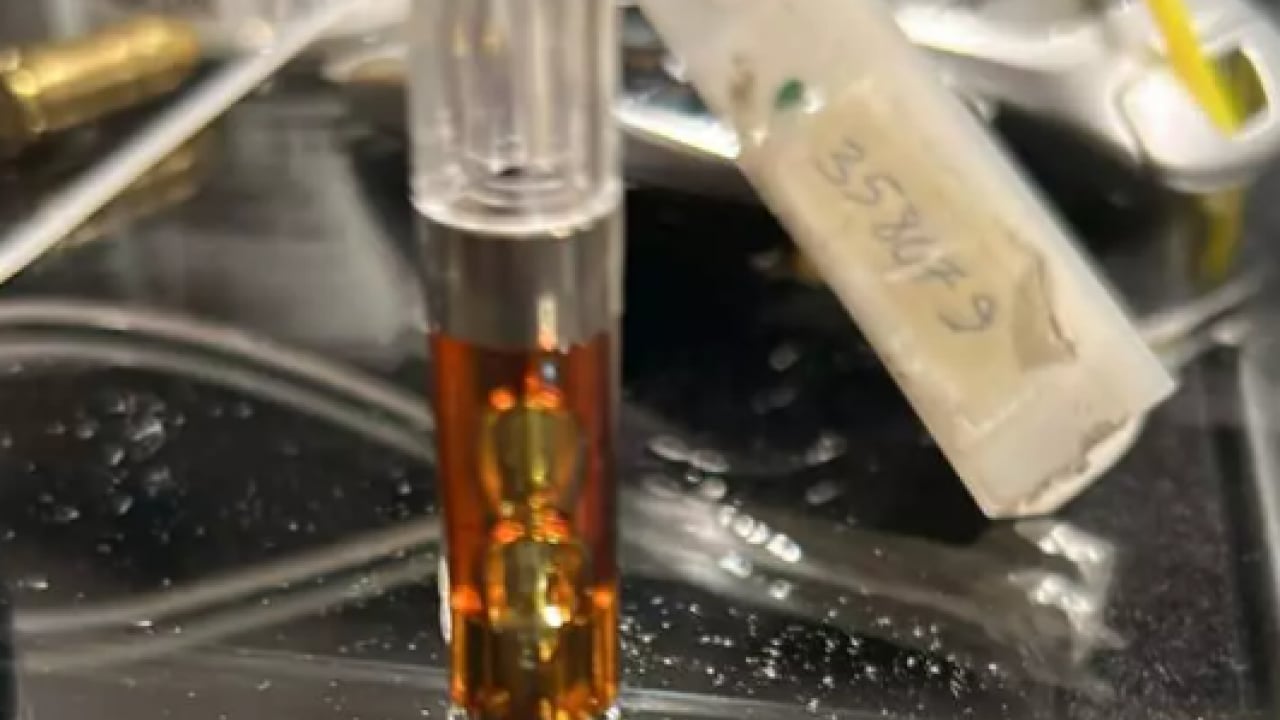 Foto - Cem Garipoğlu'nun kuzeninin eviden çıkanlar şok etti: Hakkında yakalama kararı çıktı!