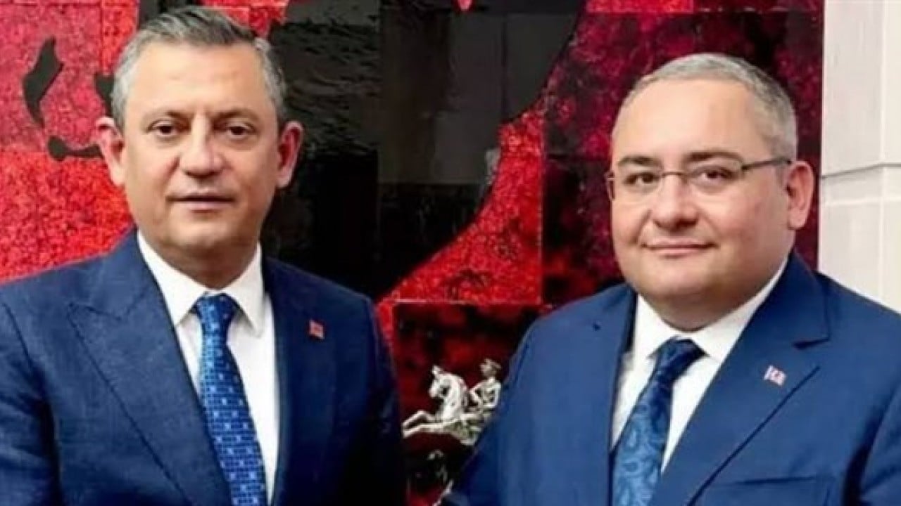 Foto - Cem Küçük 'AK Partili isme yapıldı' dedi! Şok açıklamayı yaptı: Mesajlar yayınlanırsa o koltukta oturamaz