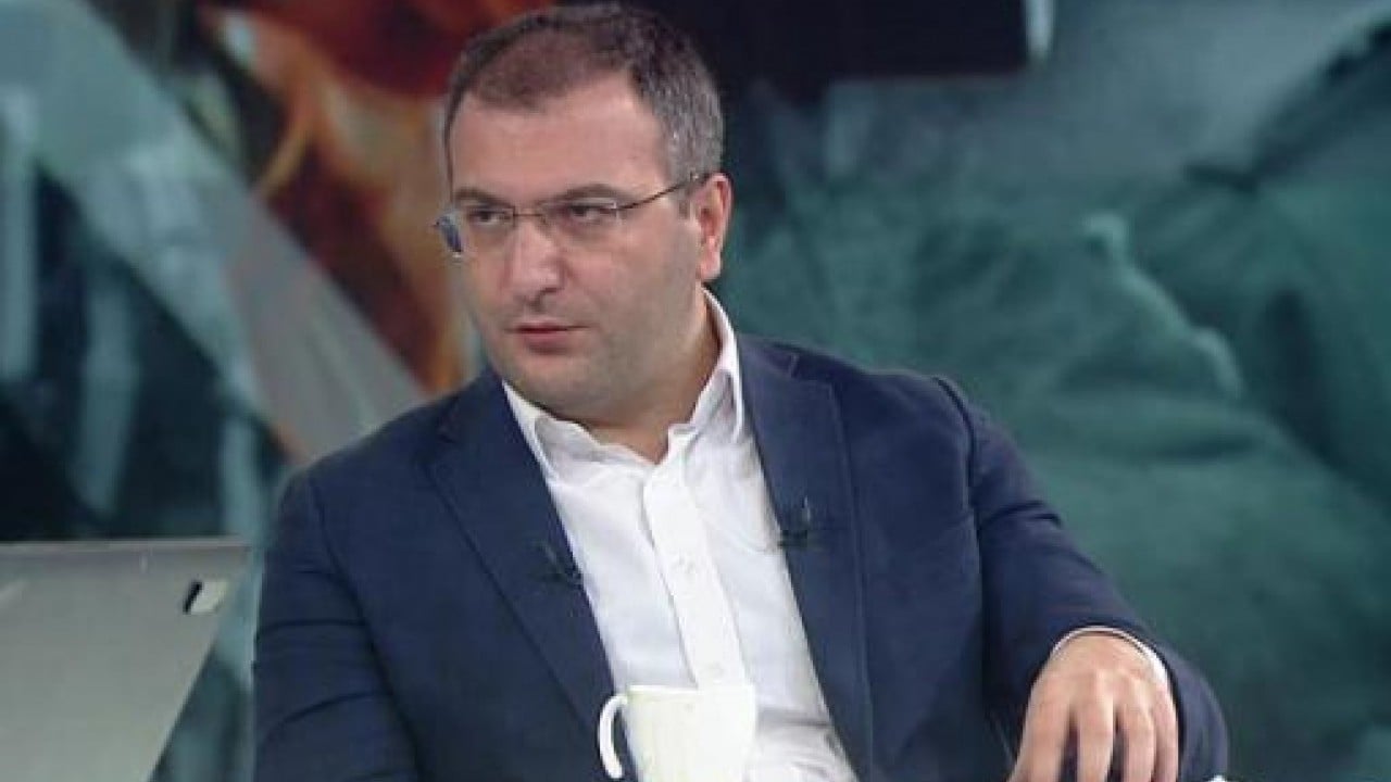 Foto - Cem Küçük 'çok mantıksız' dedi ve sessizliğini bozdu: Erdoğan varken olmaz
