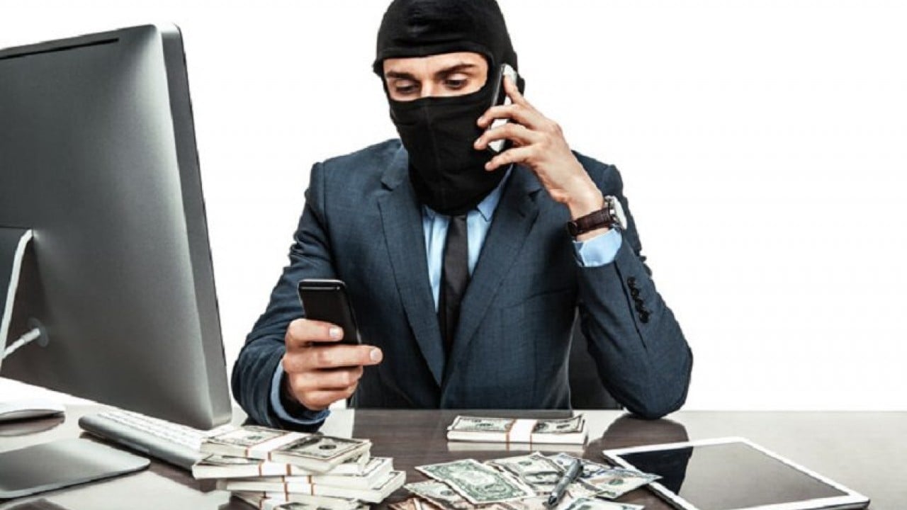 Foto - Cem Küçük isyan etti: Ne kadar çok oluyor, bu artık inanılmaz bir şey