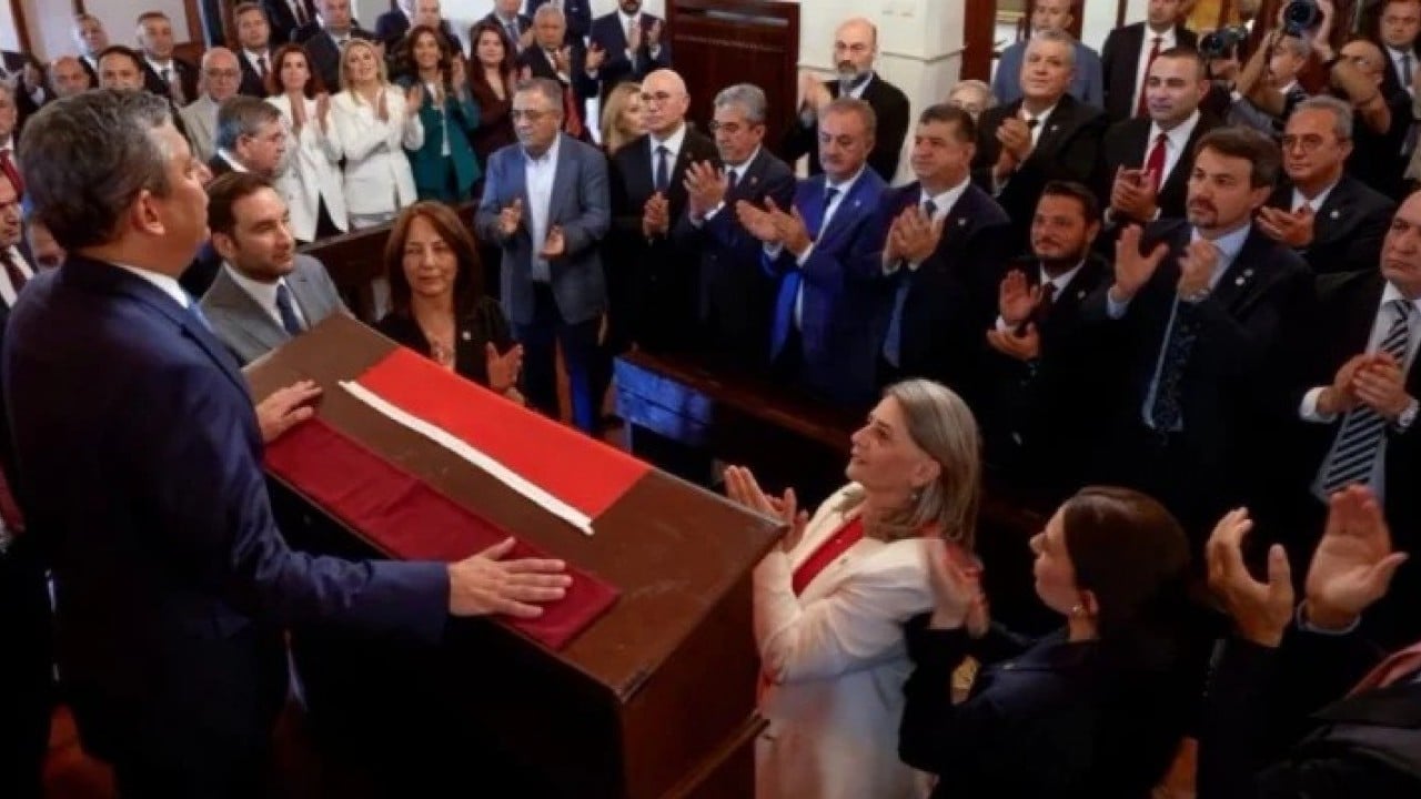 Foto - Cem Küçük muhalefet kanadında çıkacak büyük yangın için tarih verdi