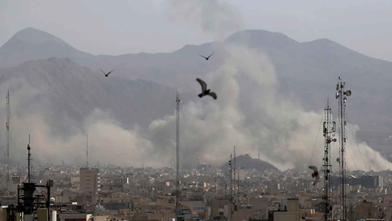 Foto - Cem Küçük'ten şok eden açıklama: Yarın en az 100 kişi ölecek