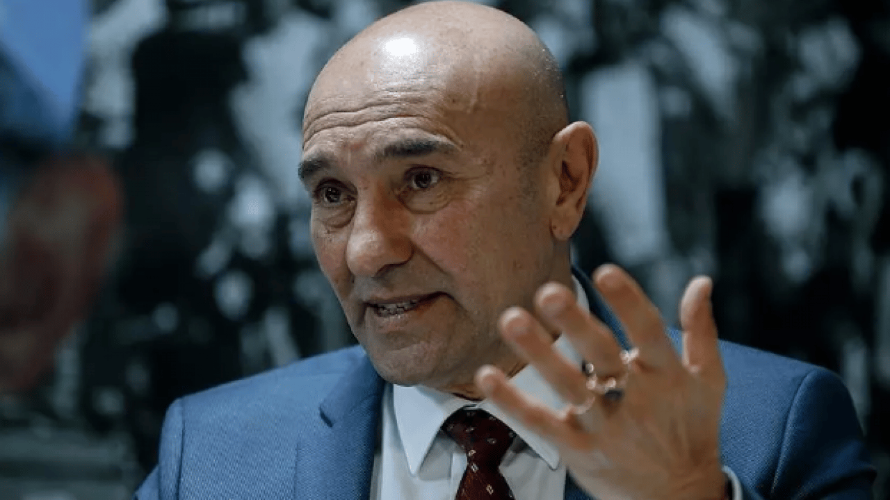 Foto - Cem Küçük'ten tepki: Bize birileri bunu anlatabilir mi, paralar nerede?