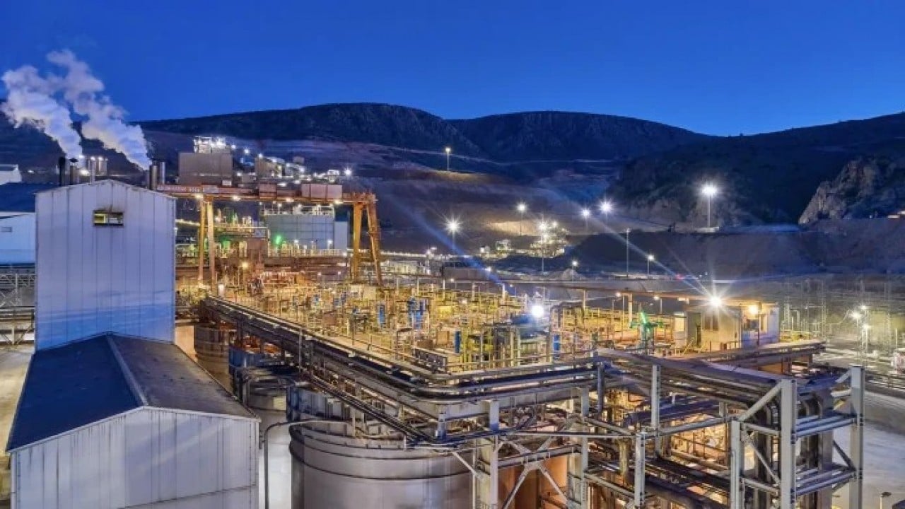 Foto - Cengiz Holding büyük hazineyi aldı! Yer altından servet fışkıracak