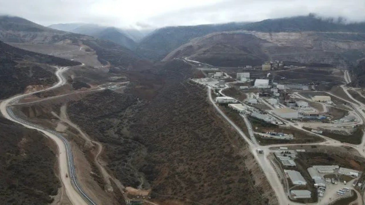 Foto - Cengiz Holding büyük hazineyi aldı! Yer altından servet fışkıracak