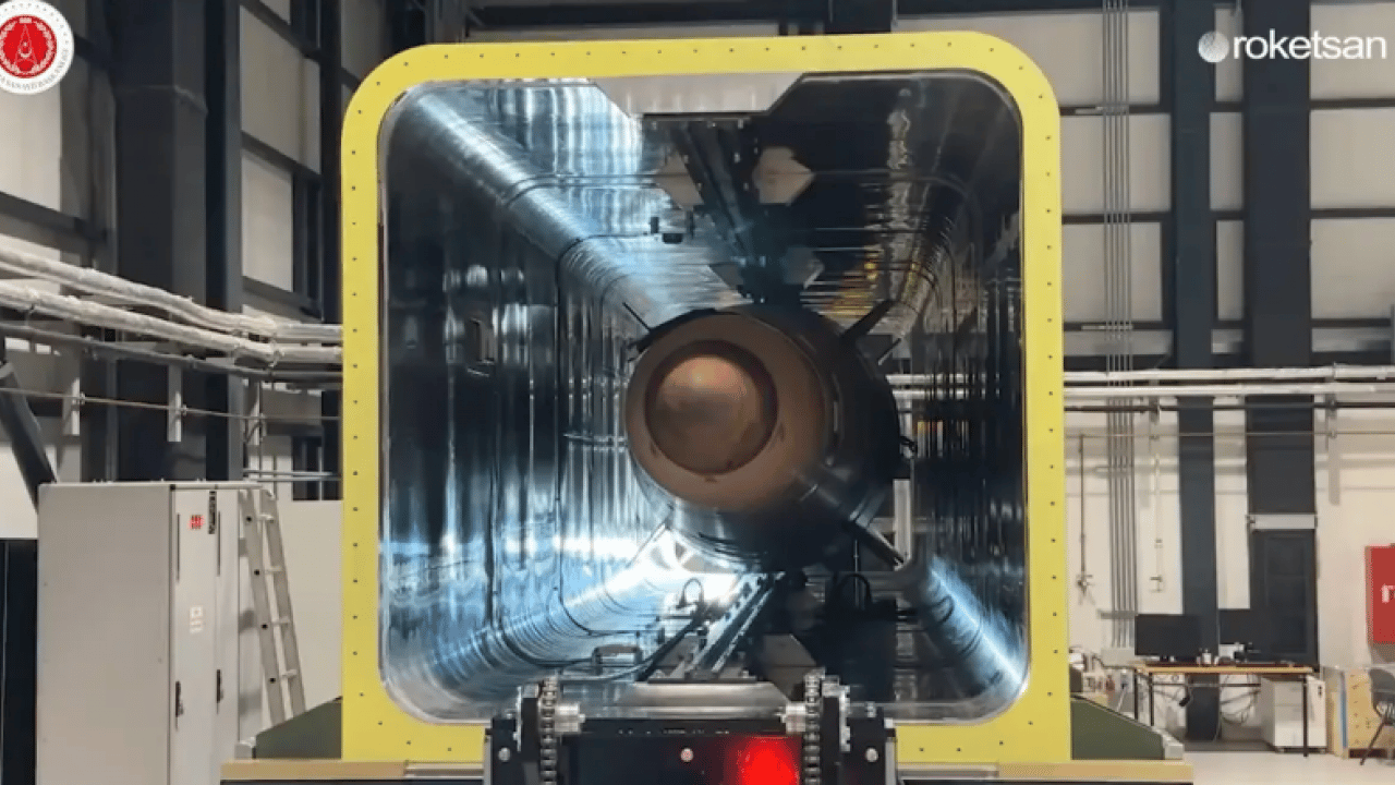 Foto - Cenk füzesi akıllarını aldı: Bütün ülke menzil içinde!