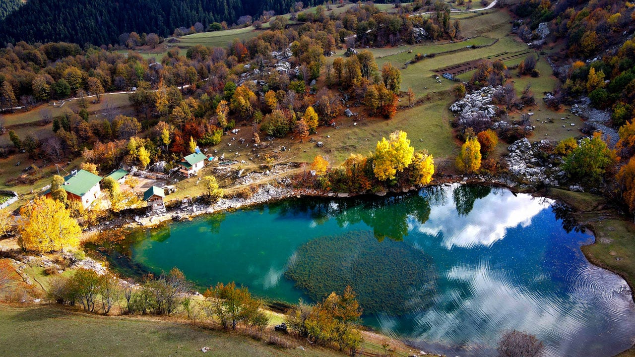 Foto - Cennetten bir köşe: Şavşat sonbaharda kartpostala döndü