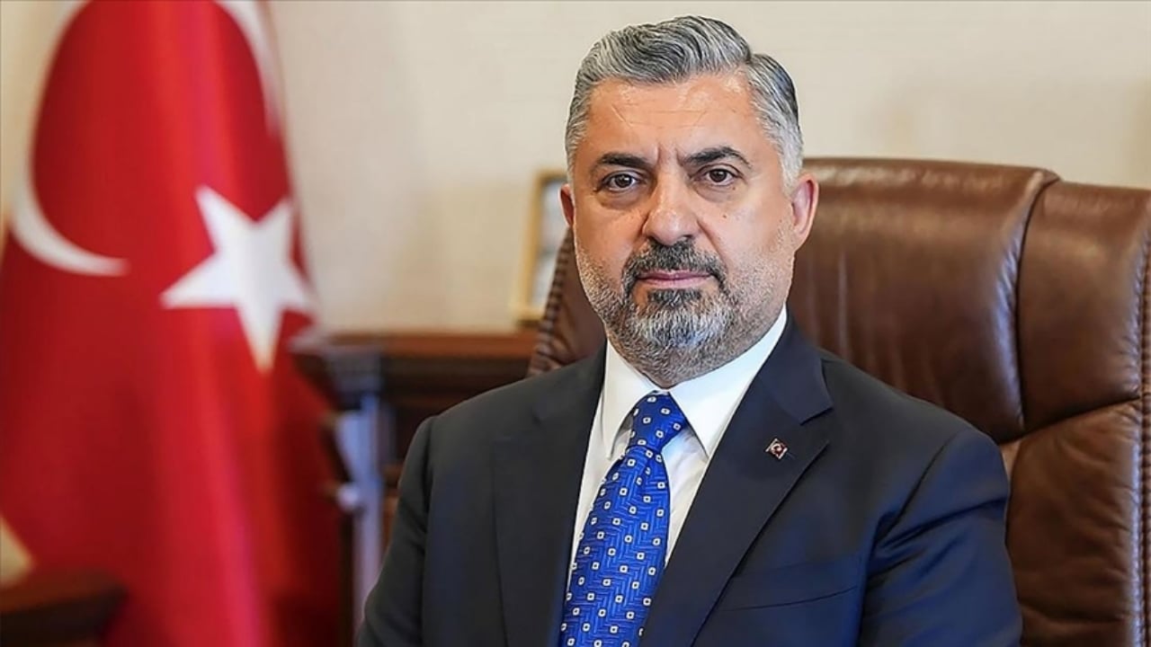 Foto - CEO oldu, kızını istifa ettirdi! Eski RTÜK Başkanı Ebubekir Şahin’den Türk Telekom’da dikkat çeken hamle