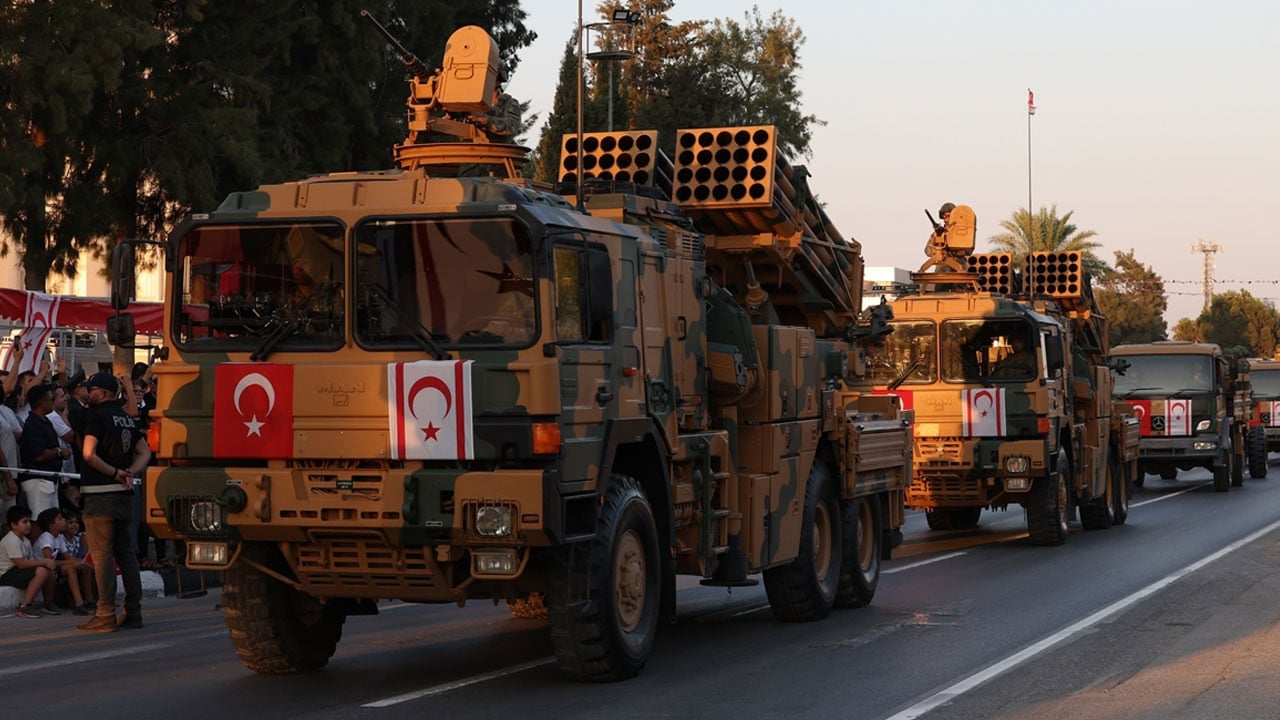 Foto - Cevdet Yılmaz’dan dünyaya 52. yıl dönümü mesajı: Şanlı bayrak Beşparmak’ta ilelebet dalgalanacak, Kıbrıs asla Rum adası olmayacak!