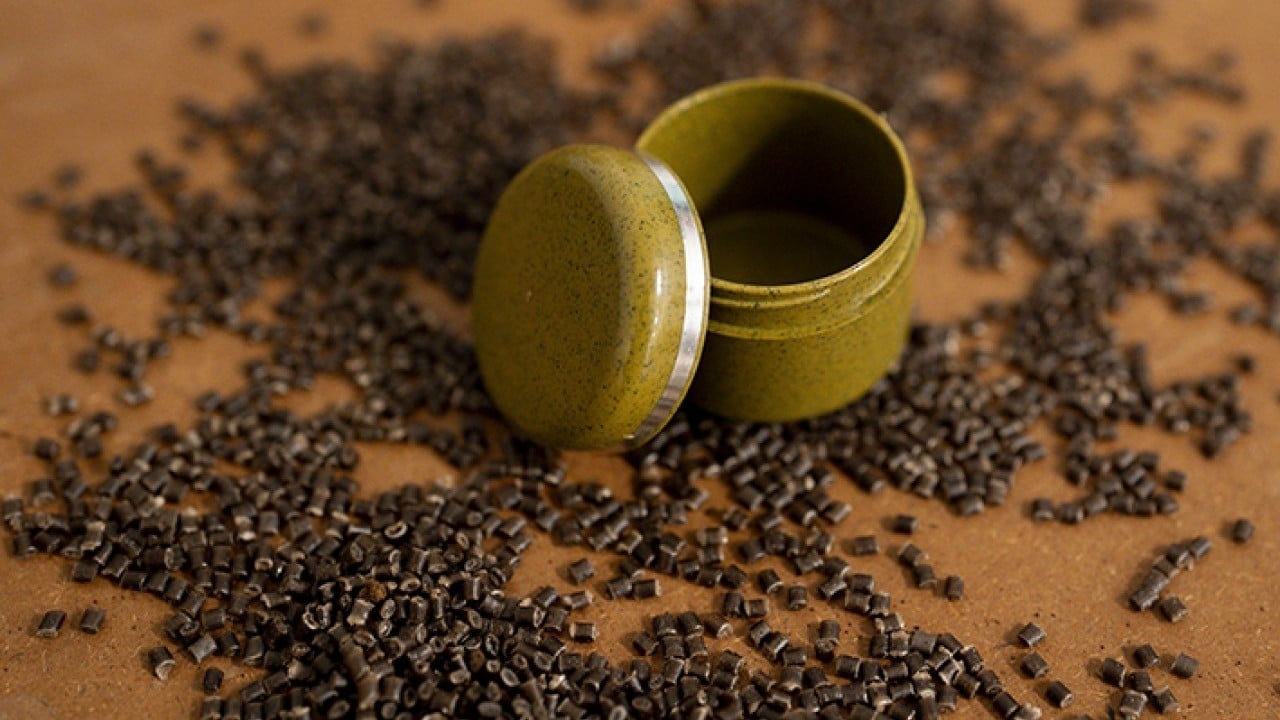 Foto - Çevre dostu ürüne dönüştürüyor Kahve posasıyla ekonomiye destek plastiğe savaş