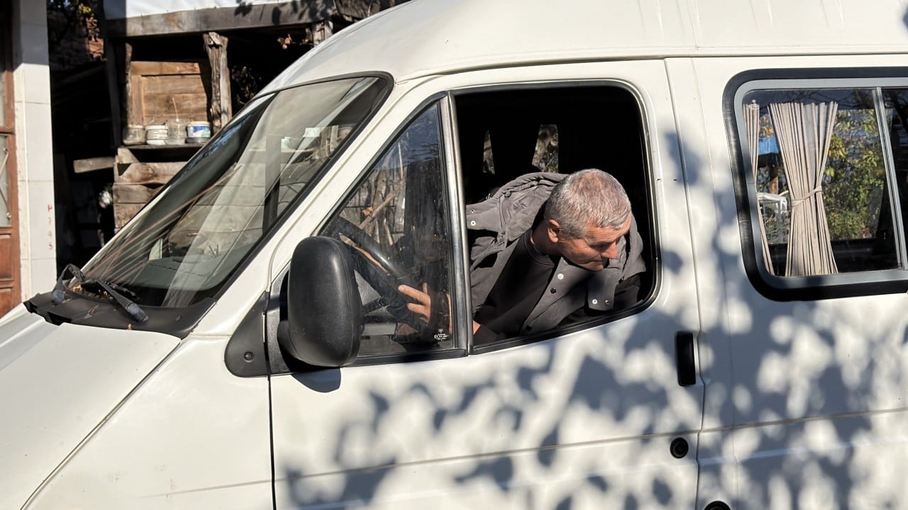 Foto - Ceza değil, vefa dersi: Jandarma personeli, şehit babasına kestiği cezayı kendi eliyle iade etti