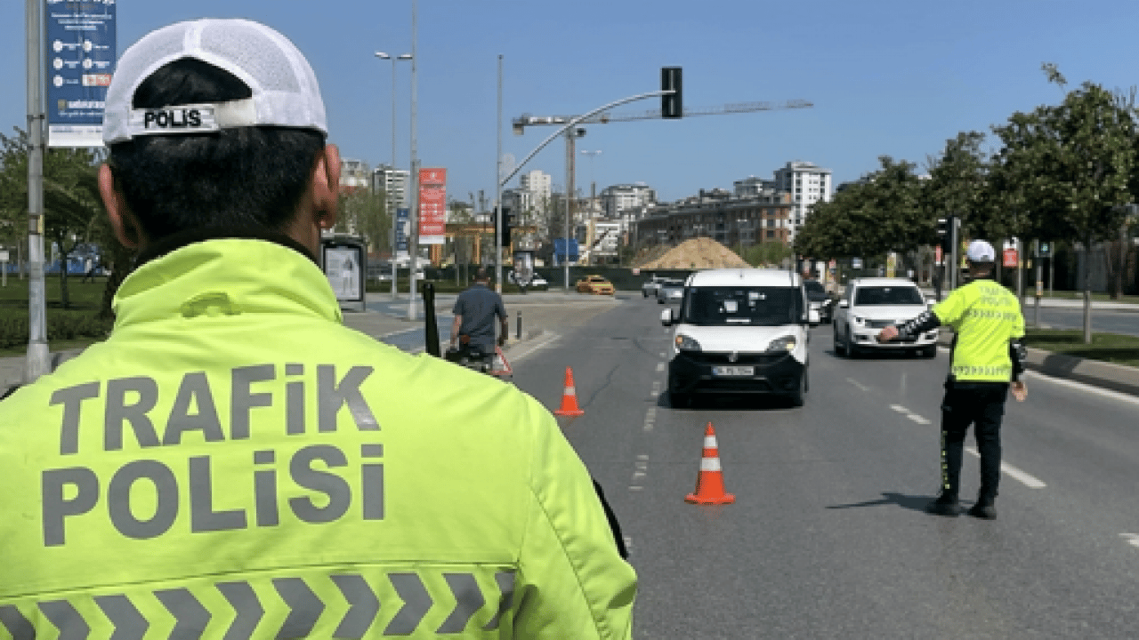 Foto - Cezalar caydırdı, yollar huzur buldu: İhlaller yüzde 21 düştü