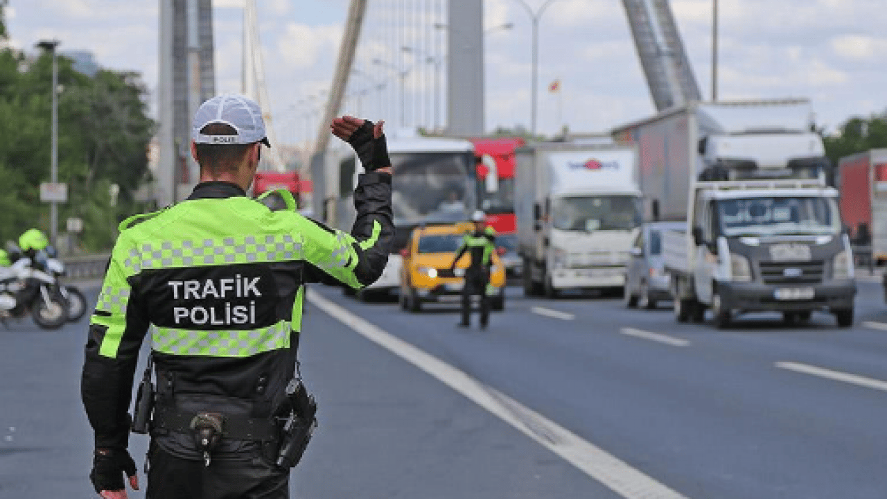 Foto - Cezalar caydırdı, yollar huzur buldu: İhlaller yüzde 21 düştü