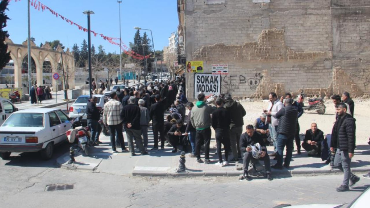 Foto - Cezası can yakıyor! APP plaka kuyruğu hayrete düşürdü