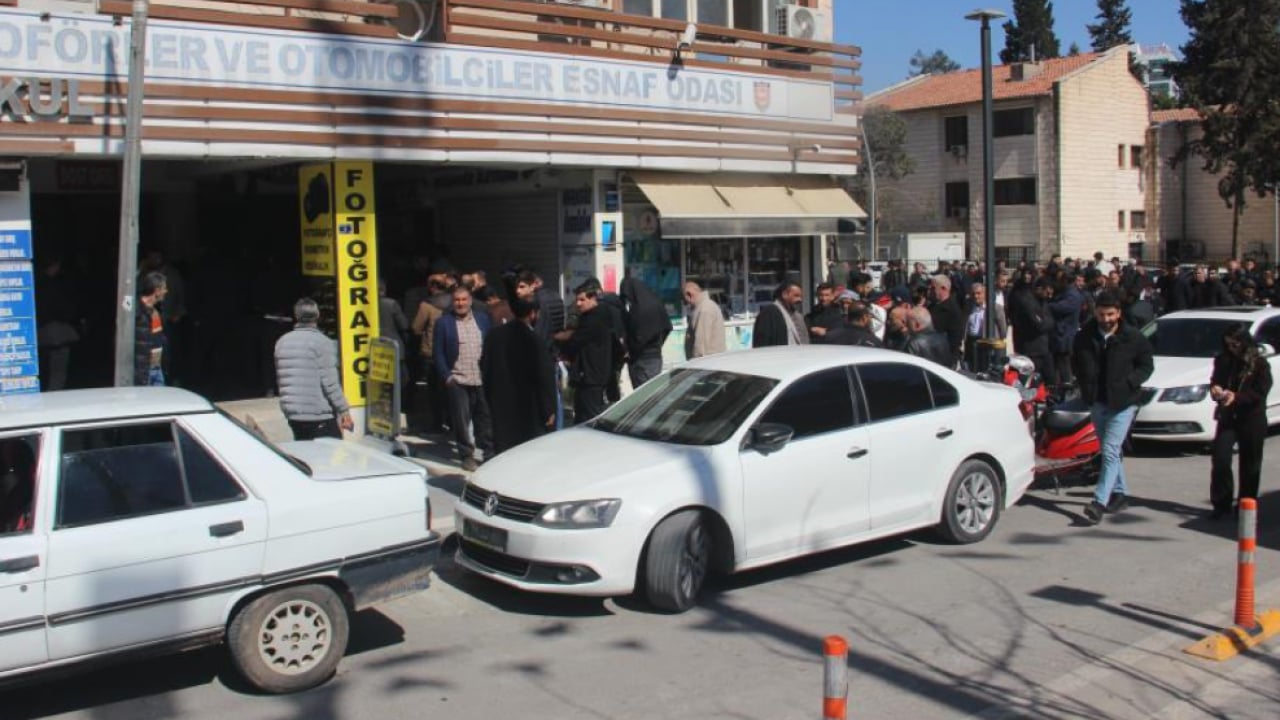 Foto - Cezası can yakıyor! APP plaka kuyruğu hayrete düşürdü