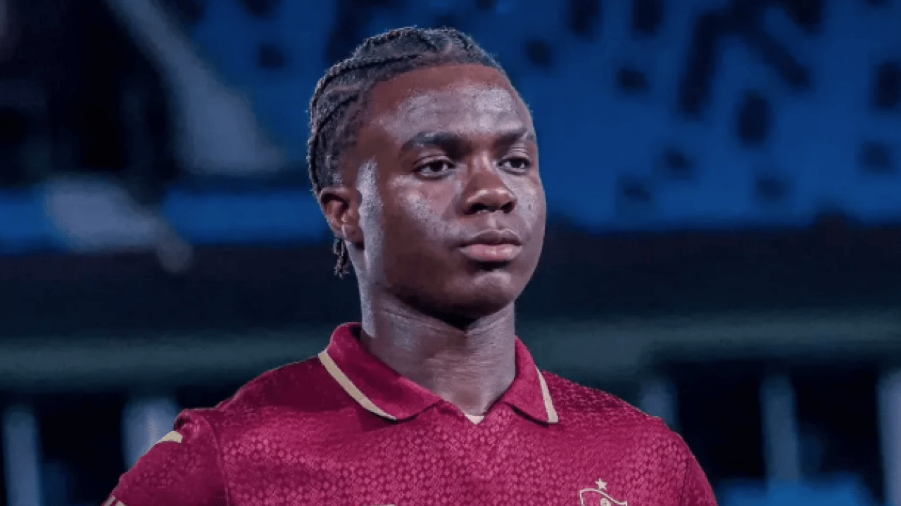 Foto - Chelsea Trabzonspor'un yıldızı için kesenin ağzını açıyor! İngiltere bu gelişmeyi konuşuyor...