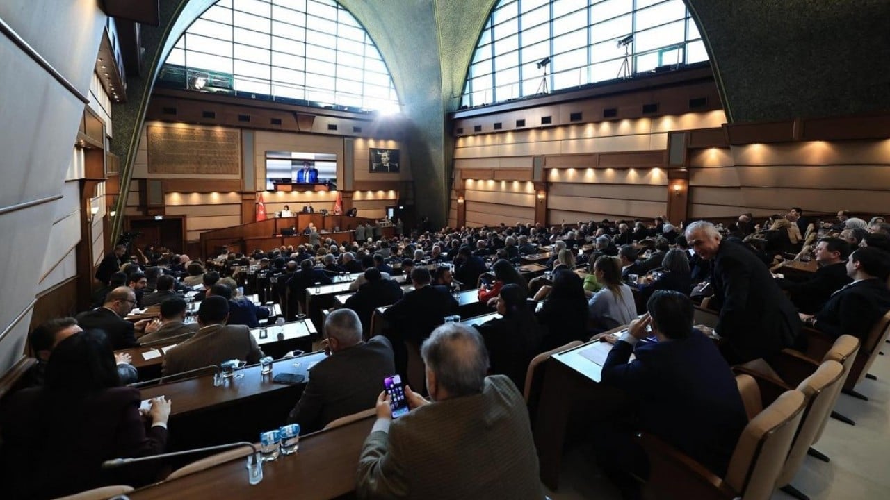 Foto - CHP mi Yeni Parti mi derken... İBB yönetimi bambaşka bir partiye geçebilir!