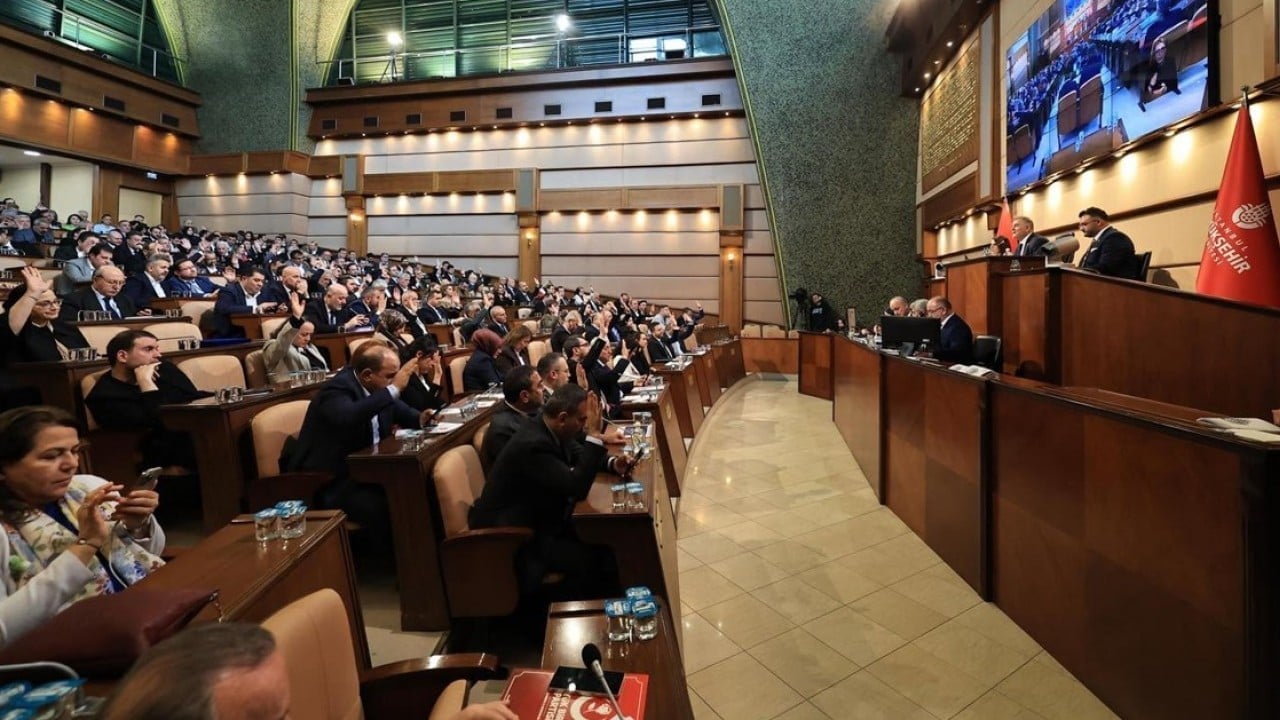 Foto - CHP mi Yeni Parti mi derken... İBB yönetimi bambaşka bir partiye geçebilir!