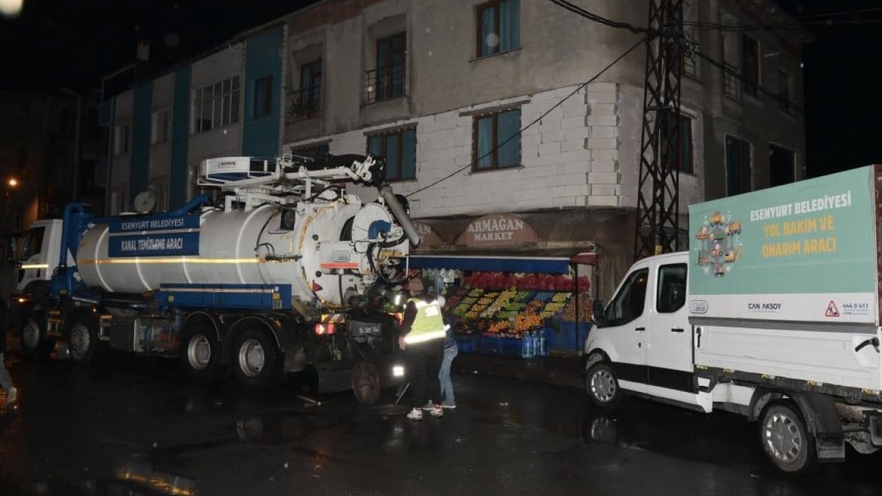 Foto - CHP varsa eziyet var! İSKİ’ye isyan kayyıma teşekkür