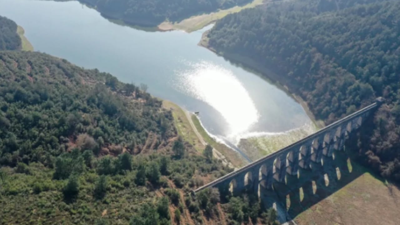 Foto - CHP yönetimindeki İstanbul’da su iflası: Barajlar kuruyor, şehir çöle dönüyor