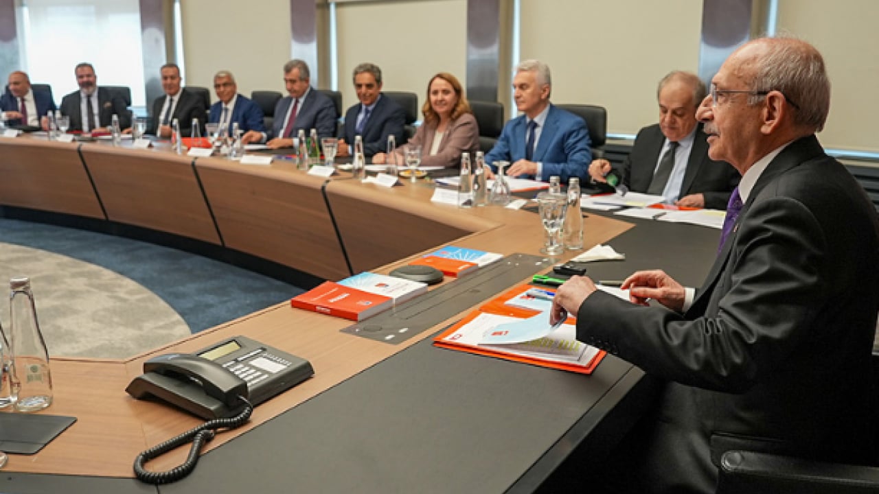 Foto - CHP'de arınma süreci başladı, topun ağzında yeni isimler var