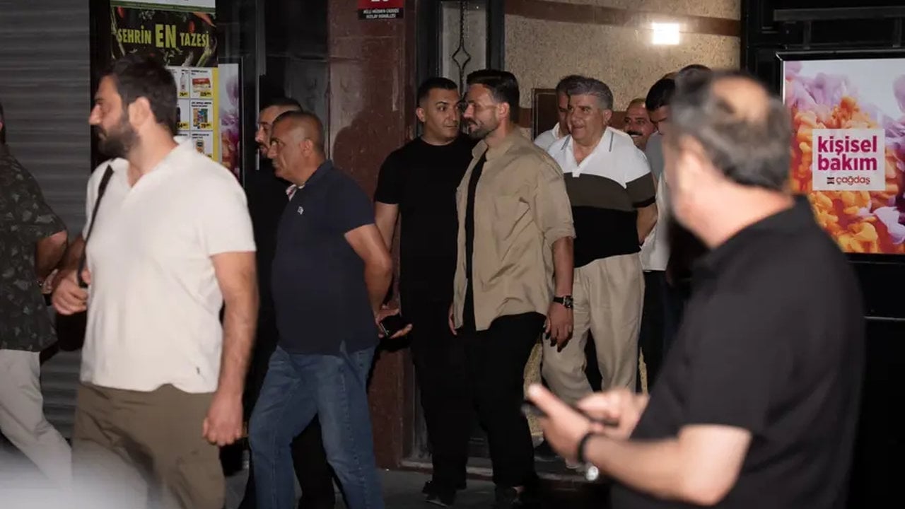 Foto - CHP’de büyük kavga! Birbirlerine girdiler, polis zor ayırdı