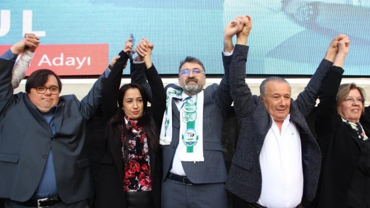 Foto - CHP'de deprem! O belediye başkanı da istifa etti, AK Parti'ye geçiyor