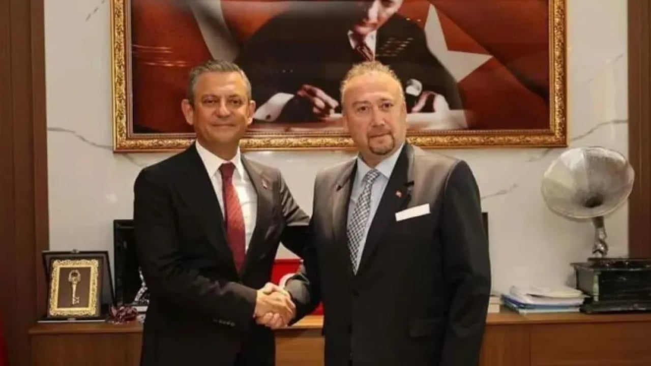 Foto - CHP’de etkin pişkinlik tavan yaptı: Belediye kasasından Özel’e kıyak! İtiraf geldi, savunma şaşırttı