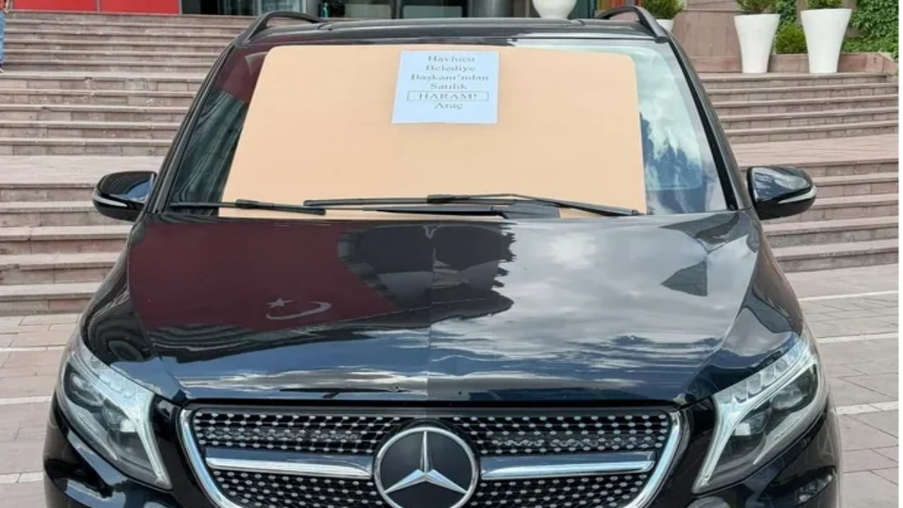 Foto - CHP’de "haram araç" tartışması büyüyor! Vekiller küfürleşince WhatsApp grubu apar topar kapatıldı