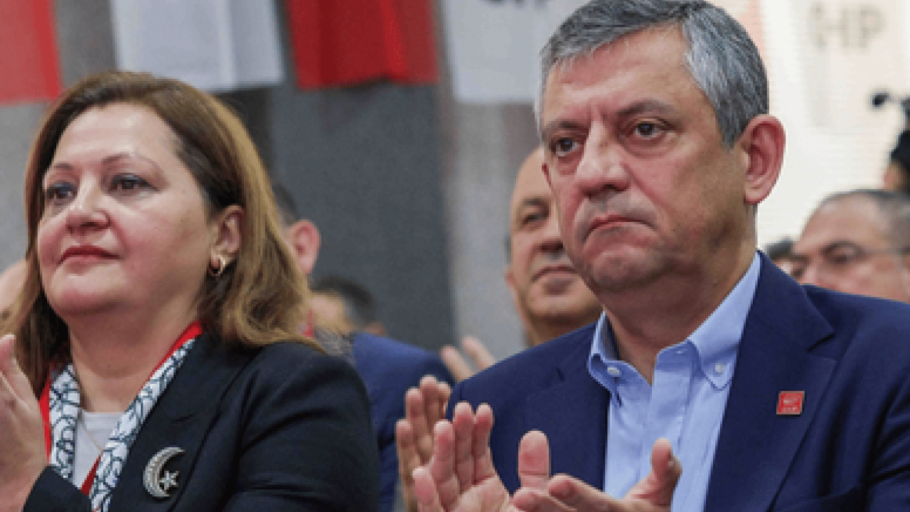 Foto - CHP’de İstifa Depremi ve 'Küfür' Skandalı: Siyasi Arenada Tansiyon Yükseliyor